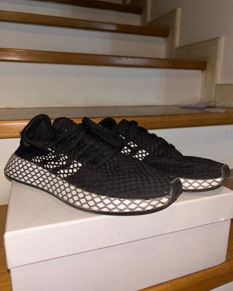 Adidas deerupt runner bianco e nero