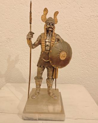 Statue vikinghi marmo argento