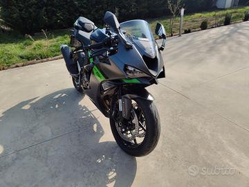 Kawasaki Ninja ZX-6R 2026 – Pari al nuovo