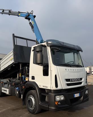 Iveco Eurocargo 120e22 ribaltabile e gru del 2023