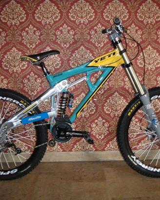 YETI 303