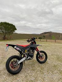 Fantic Motard 125-180 athena