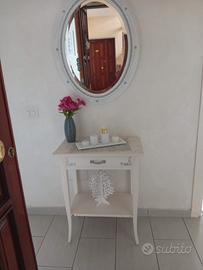 mobiletto ingresso bianco con specchio 
