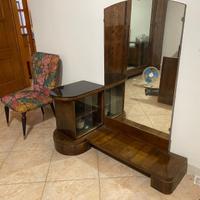 Pettiniera in noce  / Art deco