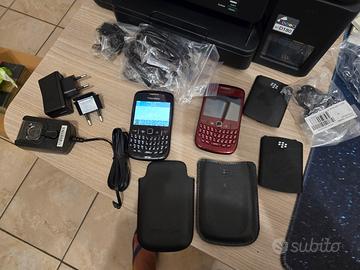 BlackBerry Curve lotto 2 smartphone nero/rosso