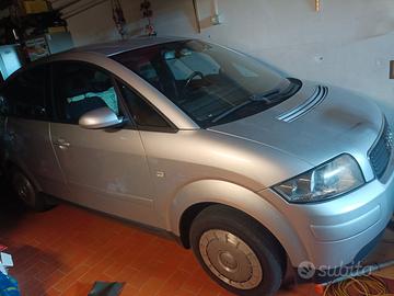 RARA Audi a2 1.2 tdi 3 l - 2004 - consumo 30 KM/L