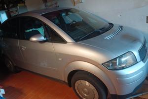 RARA Audi a2 1.2 tdi 3 l - 2004 - consumo 30 KM/L