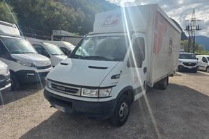 Iveco Daily 35/A cassonato telonato – centina alza