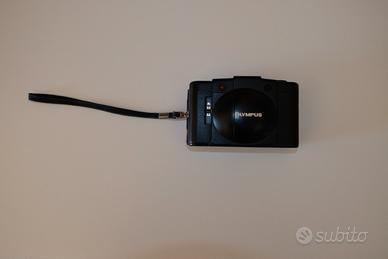 Olympus XA2