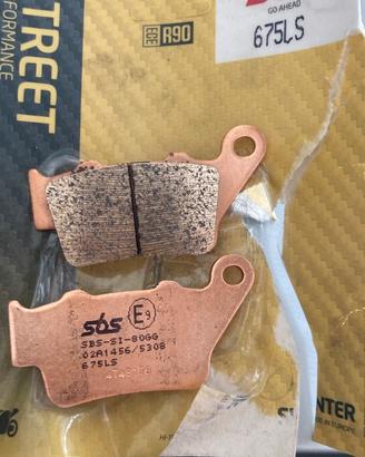 Pastiglie freno posteriore moto (675LS)
