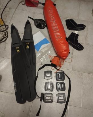 set per apnea pinne maschera pesi calzari