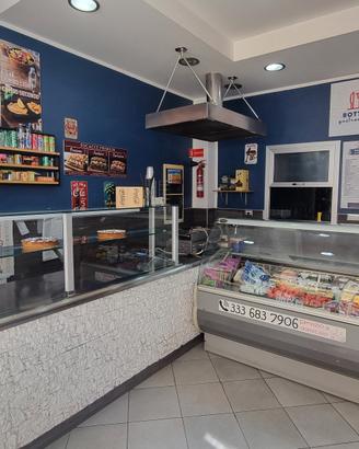 Panineria Gastronomia  d'asporto  fronte Ospedale 