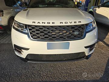 RANGE ROVER VELAR 180 R DYNAMIC FULL PERFETTA