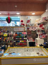 Metto in venditattività commerciale abbigliamento