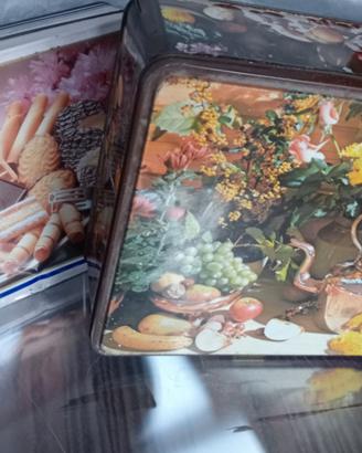 Due bellissime scatole vintage.