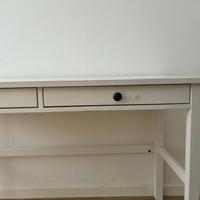 Scrivania Hemnes Ikea