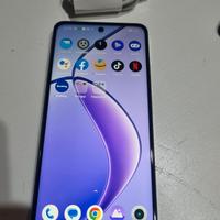 Realme 12 da 256 GB senza un minimo graffio 