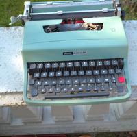 OLIVETTI LETTERA 32