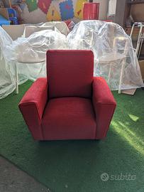 POLTRONCINA COLORE ROSSO