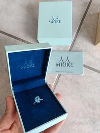 Anello da donna in oro con diamanti nuovo