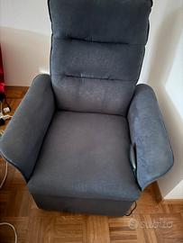 Poltrona relax reclinabile elettricamente