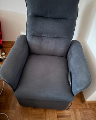 Poltrona relax reclinabile elettricamente