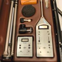 Fonometro Bruel & Kjaer modello 2230-1625