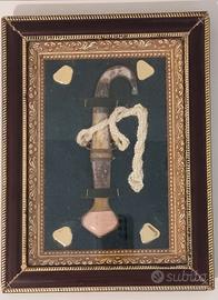 Oggetto decorativo etnico arabo in cornice 