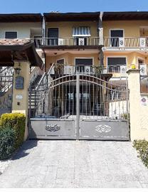 Villa a Schiera con Giardino