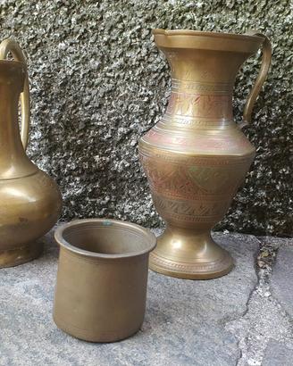 Set 3 vasi e brocche vintage in ottone e rame