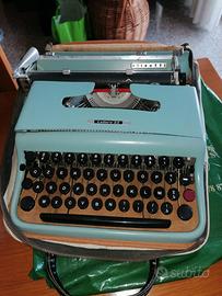 Macchina da scrivere Olivetti lettera 22