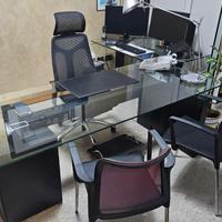 scrivania per ufficio