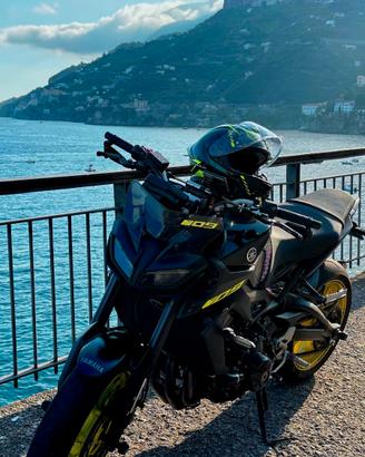 YAMAHA MT-09
