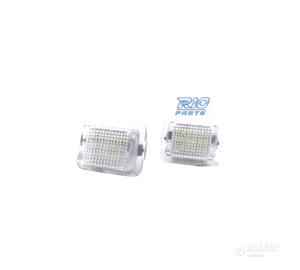 LUCI TARGA A LED PER MERCEDES CLASSE C W204 08-14