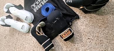 accessori per kick boxing della Top Ring