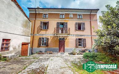 INDIPENDENTE CON AREA ESTERNA!!!