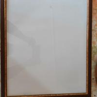 Cornice in legno color noce e profilo oro 40x50