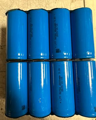Pacco batteria LITIO LIFEPO4 12,6V 24AH