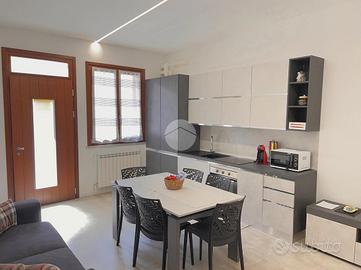 2 LOCALI A SONICO