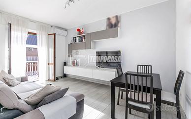 BILOCALE RISTRUTTURATO CON BOX