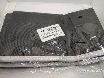 custodia per PS5 Pro
