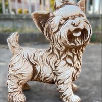 Statua cane yorksire, scultura animale