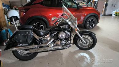 Yamaha XVS 650A Drag Star