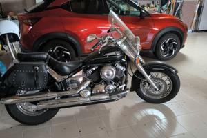 Yamaha XVS 650A Drag Star