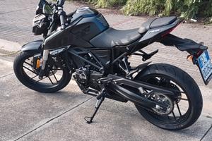 Voge brivido 125r Total black 