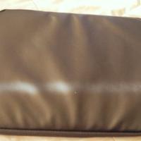 custodia per netbook 