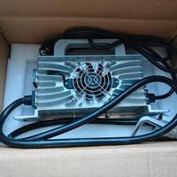 Caricabatteria lifepo4 40.8V 25A, Batterie 36V 12S