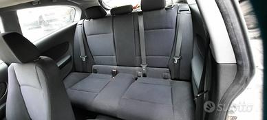 BMW 116I 2006 - TAPPEZZERIA