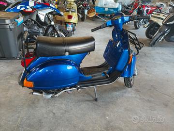 Vespa PX 200 E ARCOBALENO