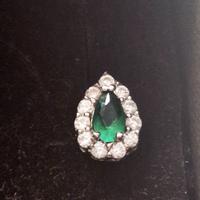 orecchini in argento con smeraldo e diamanti